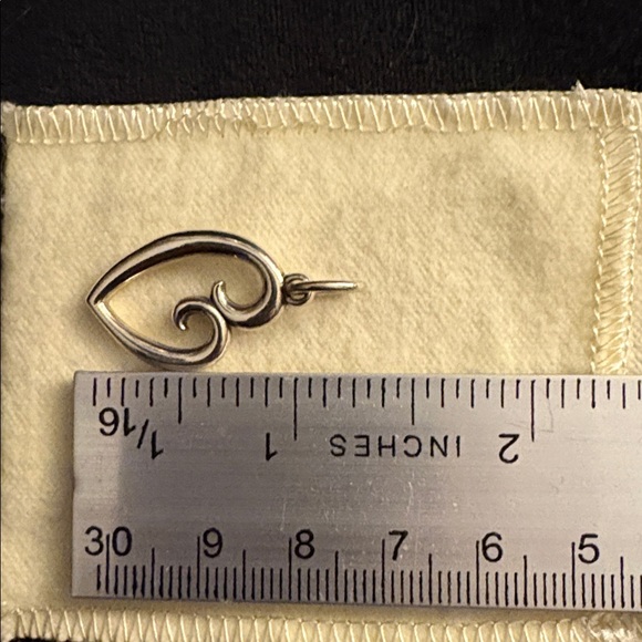 James Avery “A Mother’s Love” 925 Silver Heart Swirl Pendant - Picture 6 of 8